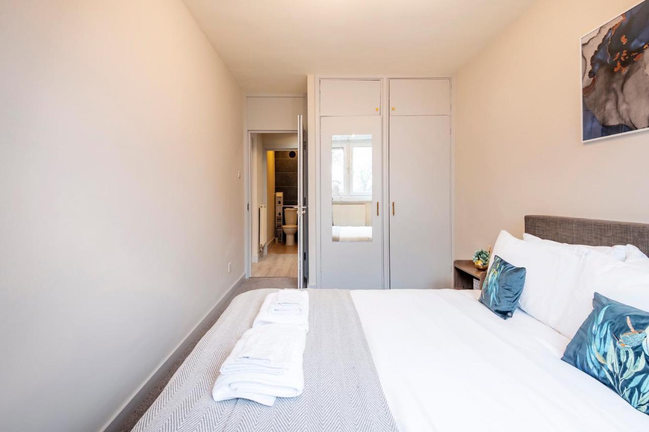 Lovely 4 Bedroom Flat In Wandsworth- London Londres Exterior foto